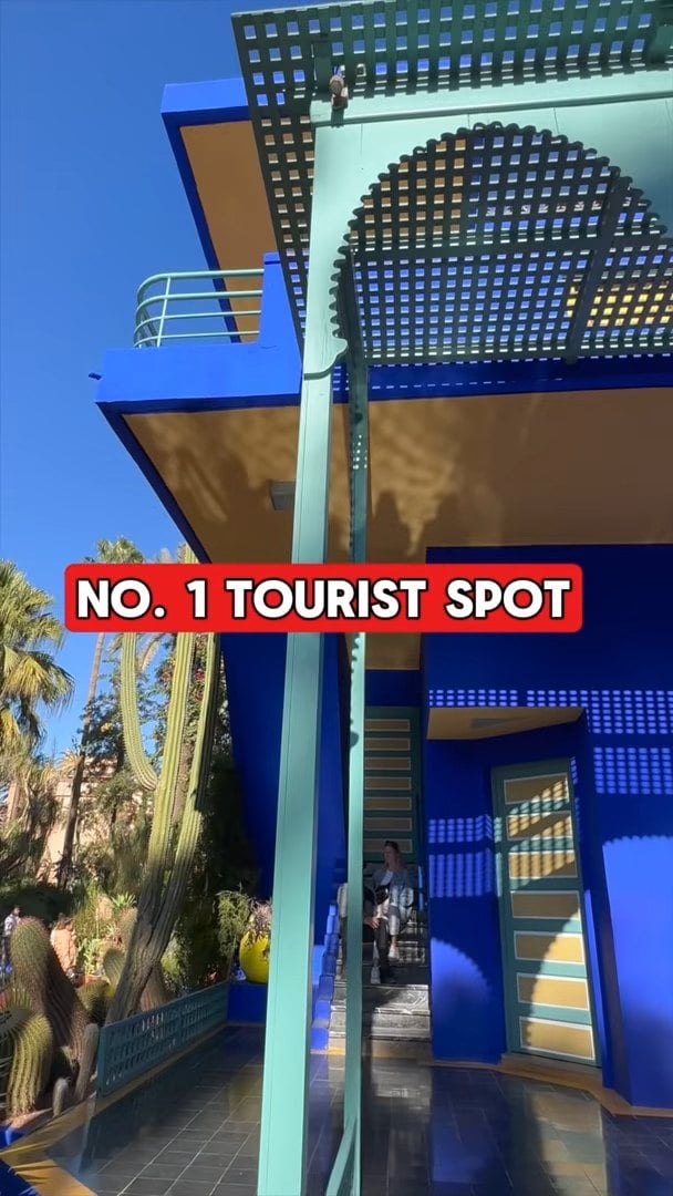 Discover the Magic of Jardin Majorelle 🌿✨